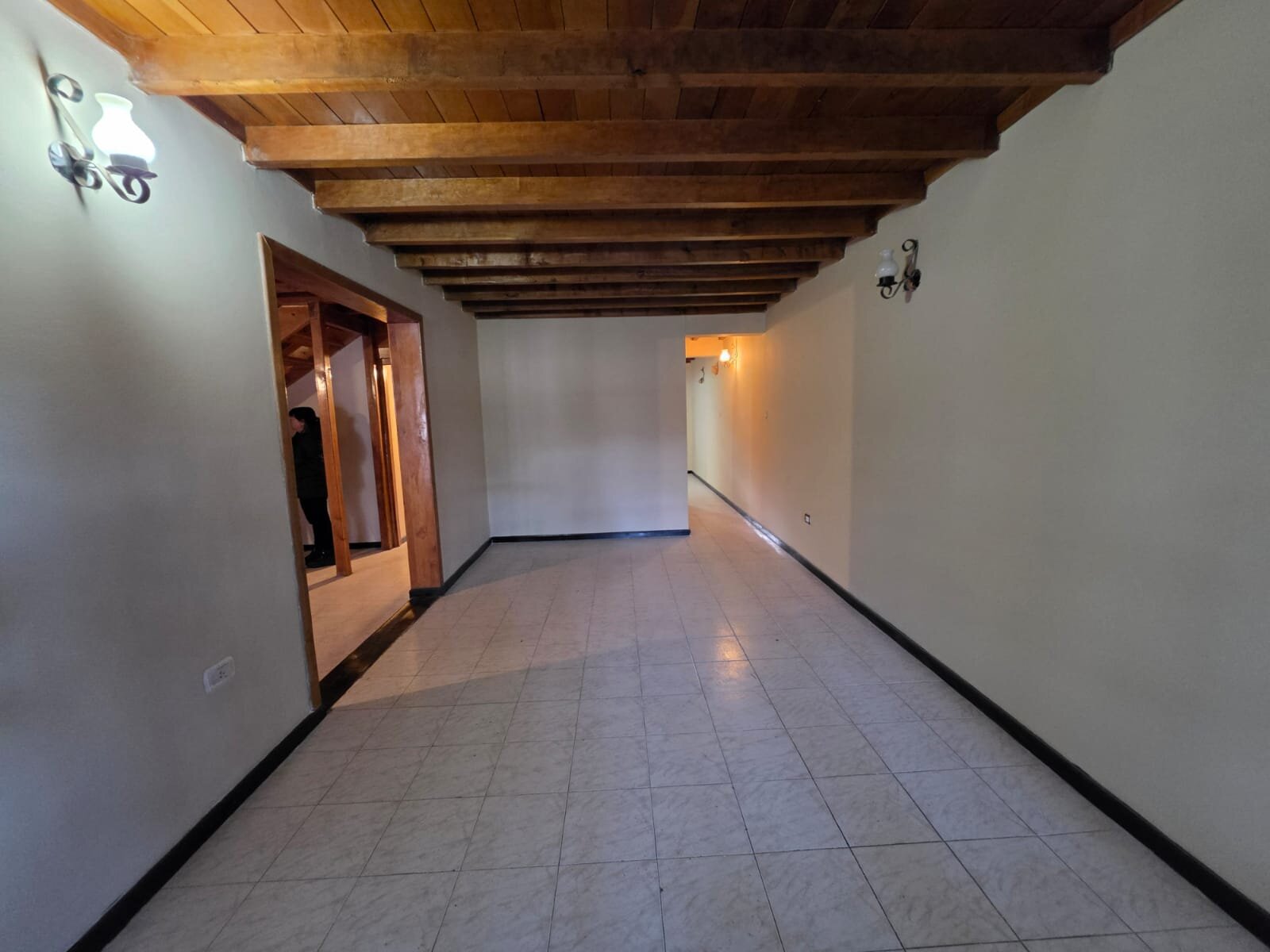 EXCEPCIONAL DUPLEX DE 4 DORMITORIOS PRÓXIMO AL CENTRO DE ESQUEL CHUBUT - 8
