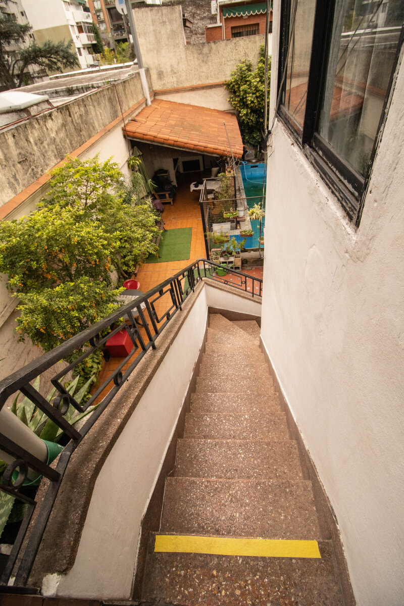 Hermosa Casa 8 Ambientes con Patio y Terraza - 3 Plantas - Destino comercial - 320m² - Palermo - 24