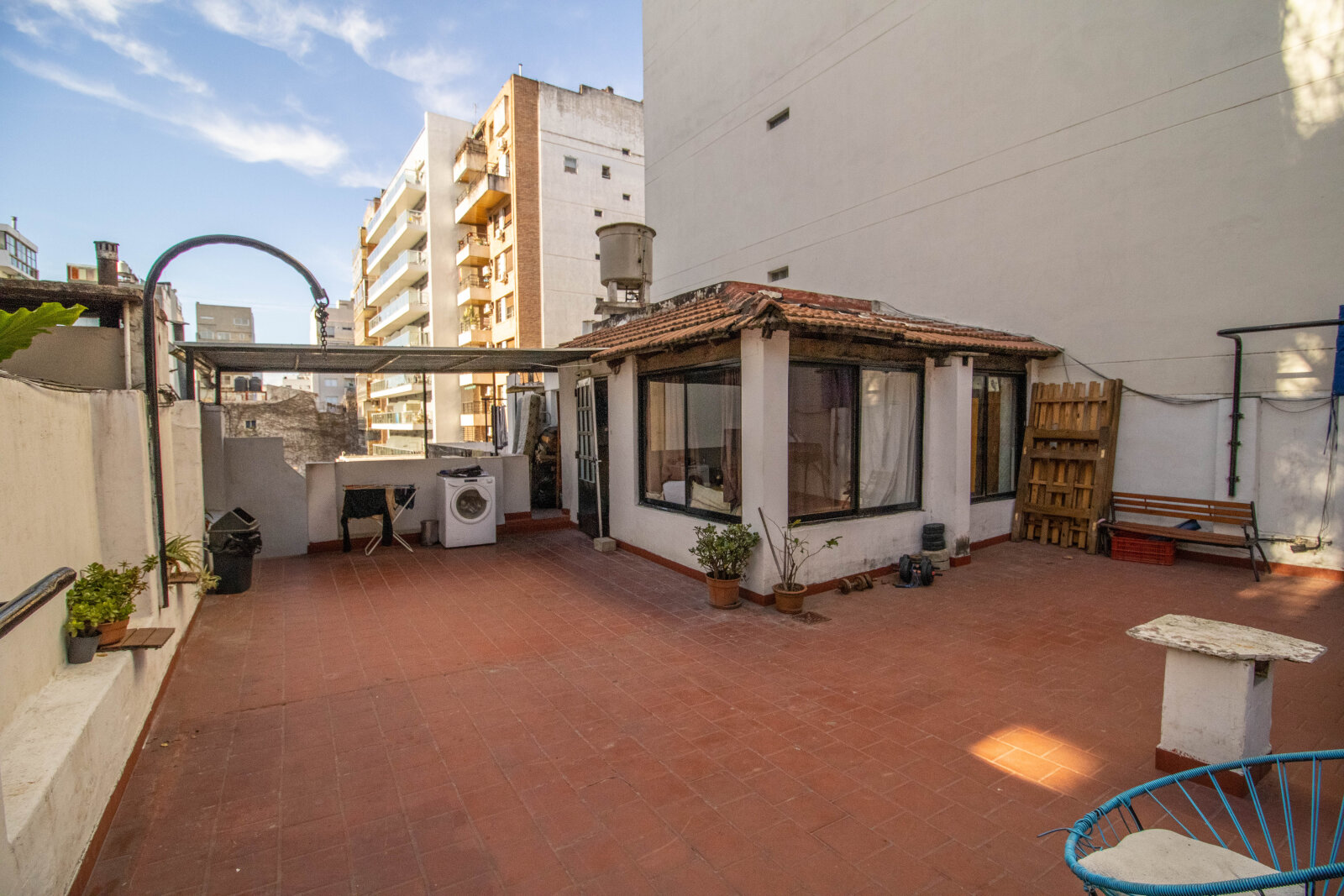 Hermosa Casa 8 Ambientes con Patio y Terraza - 3 Plantas - Destino comercial - 320m² - Palermo - 36