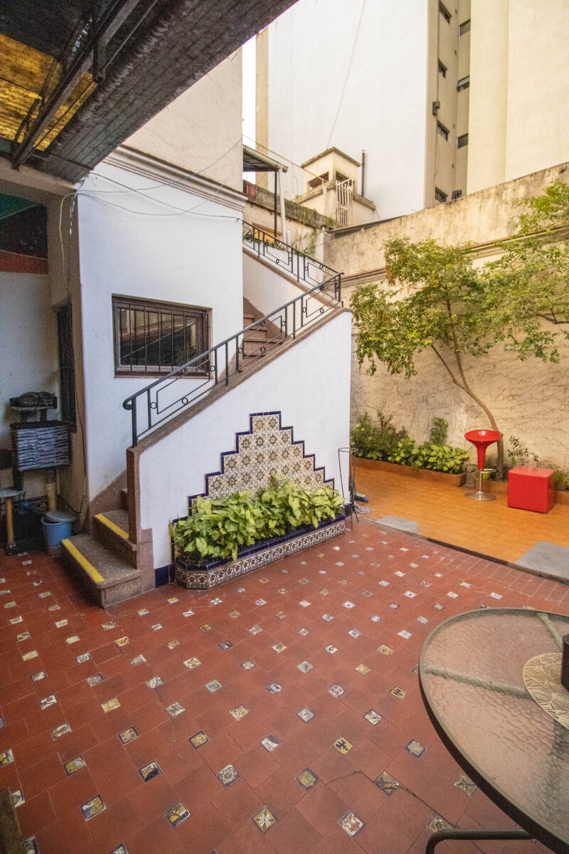 Hermosa Casa 8 Ambientes con Patio y Terraza - 3 Plantas - Destino comercial - 320m² - Palermo - 23