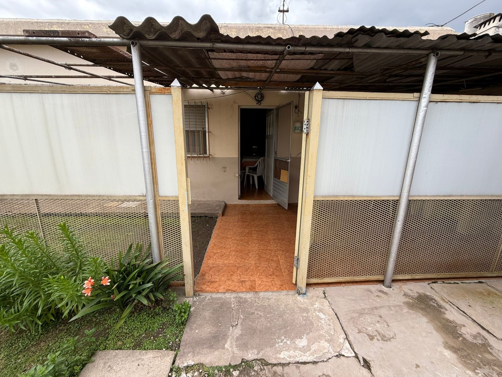 Venta Casa 4 ambientes con depto 3 ambientes en Morón. Financiacion - 19