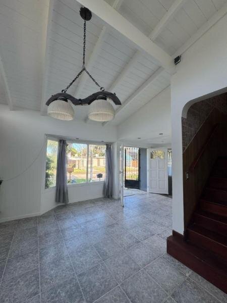 VENTA CASA CHALET 5 AMBIENTES - 25