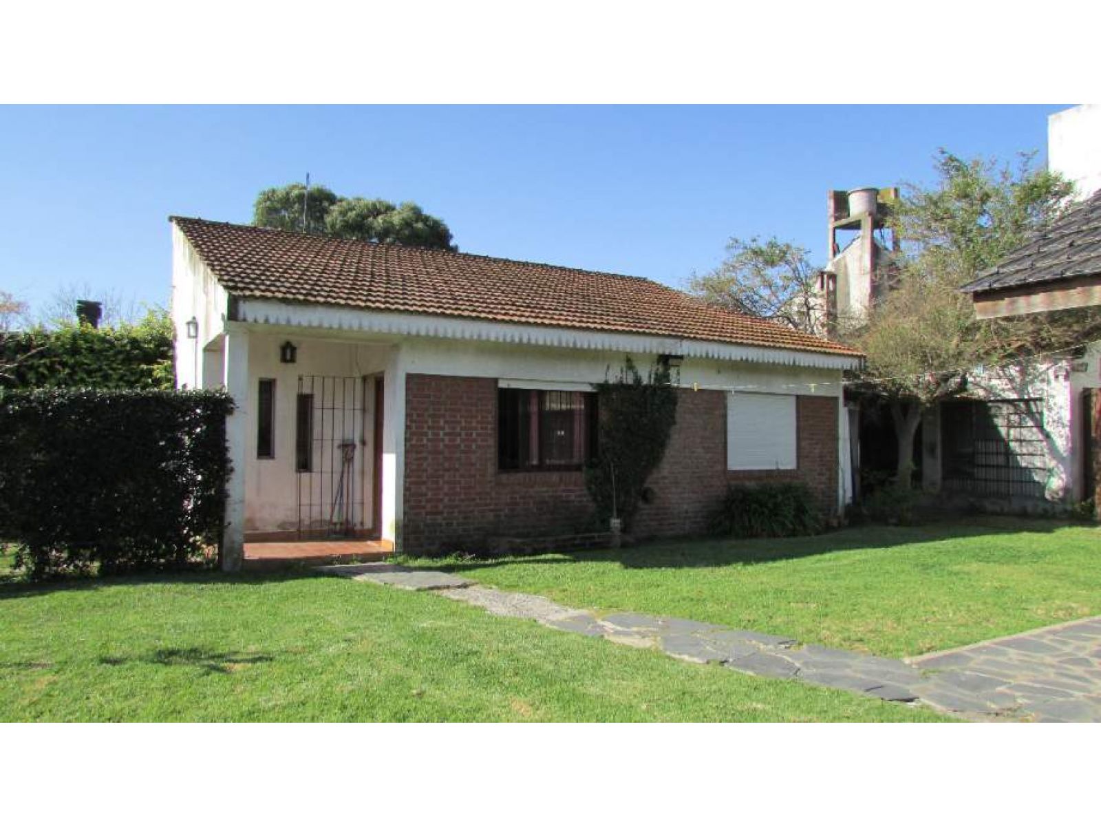 Casa Quinta de 4 ambientes con Pileta - 5