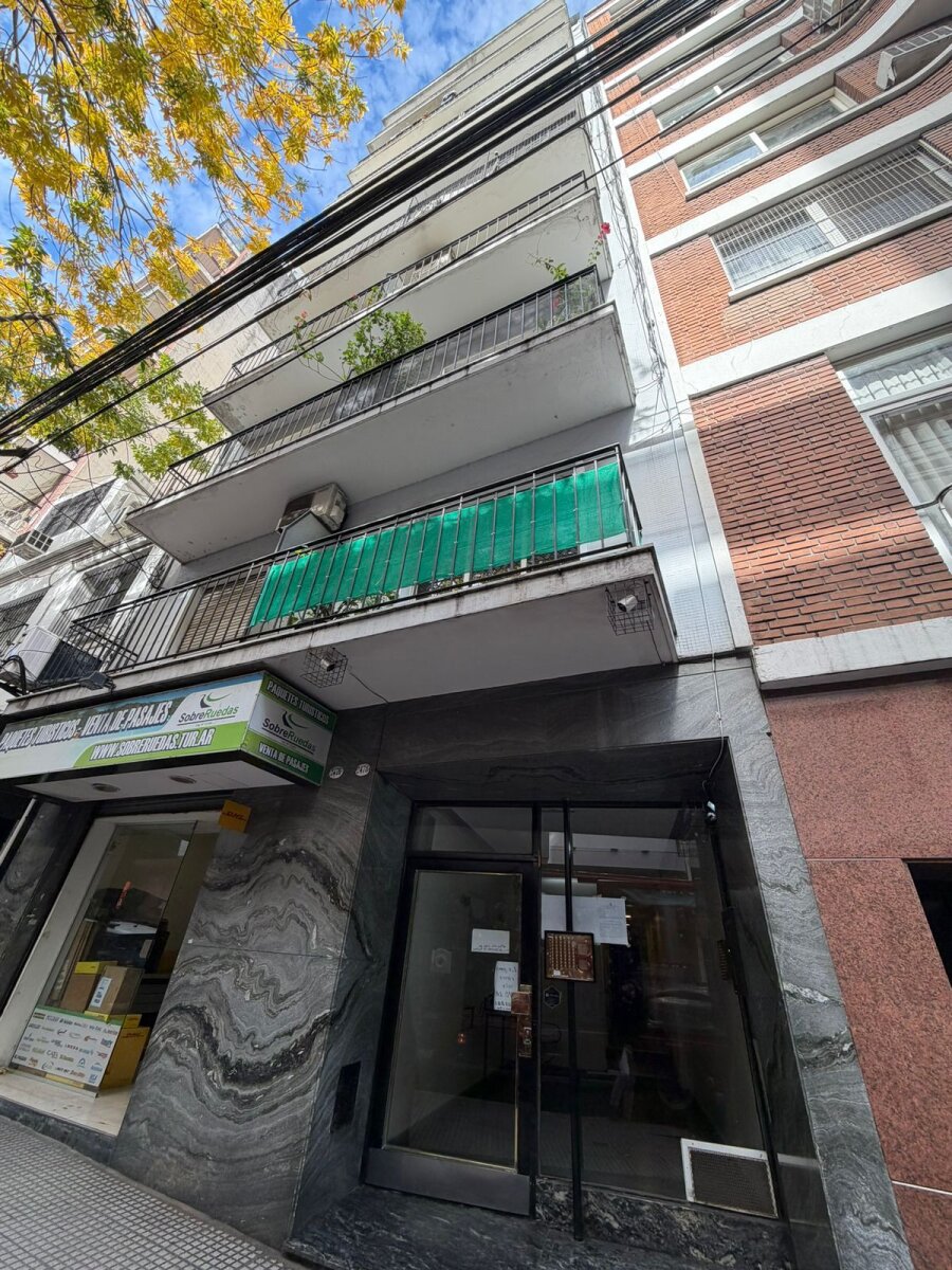 Monoambiente con balcon en Recoleta - 6
