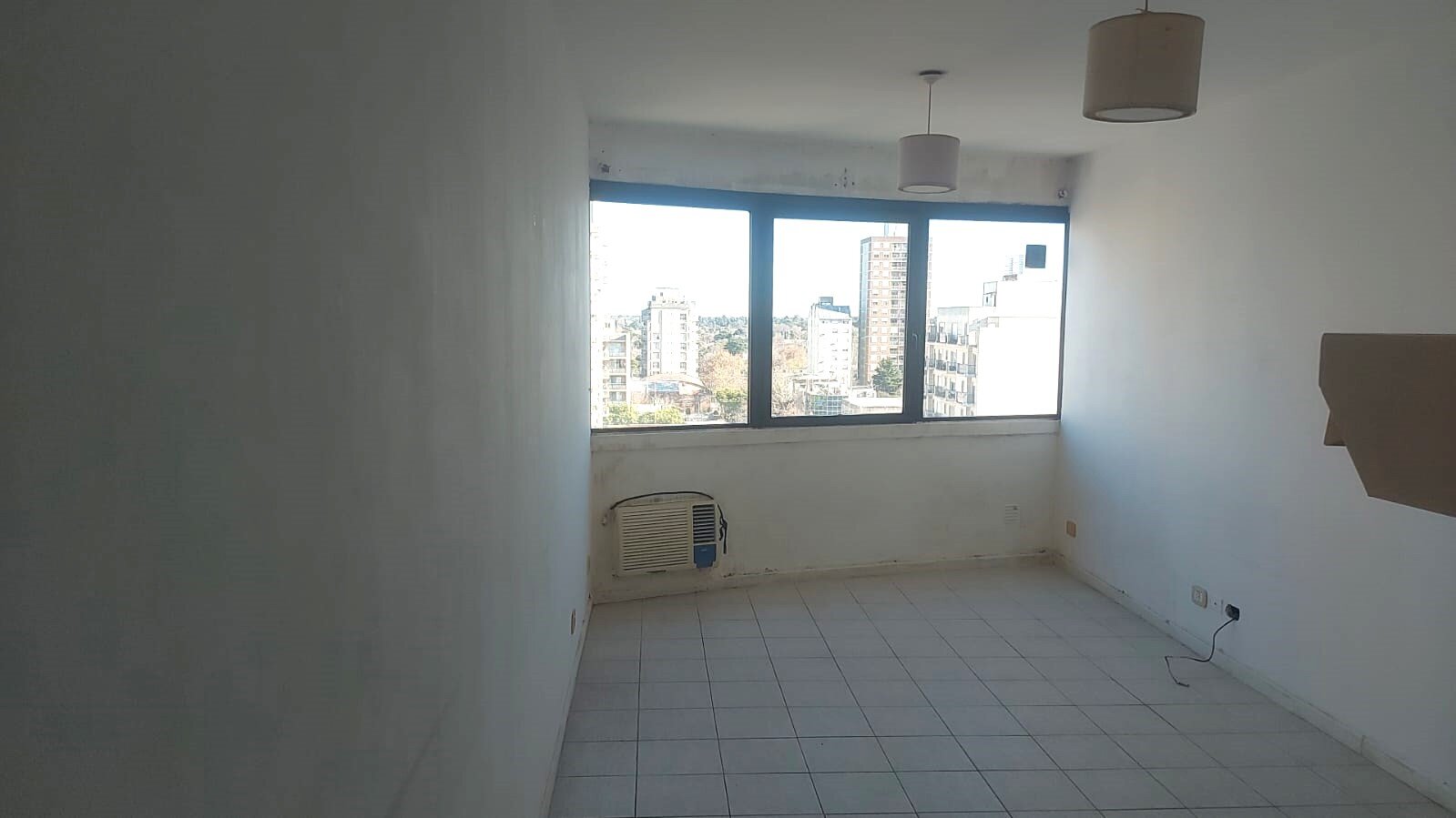 ALQ Monoambiente en Edif. IBIZA I - 1
