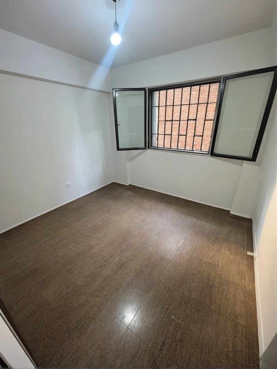 Departamento 3 dormitorios con balcon - Alberdi - Imagen 11
