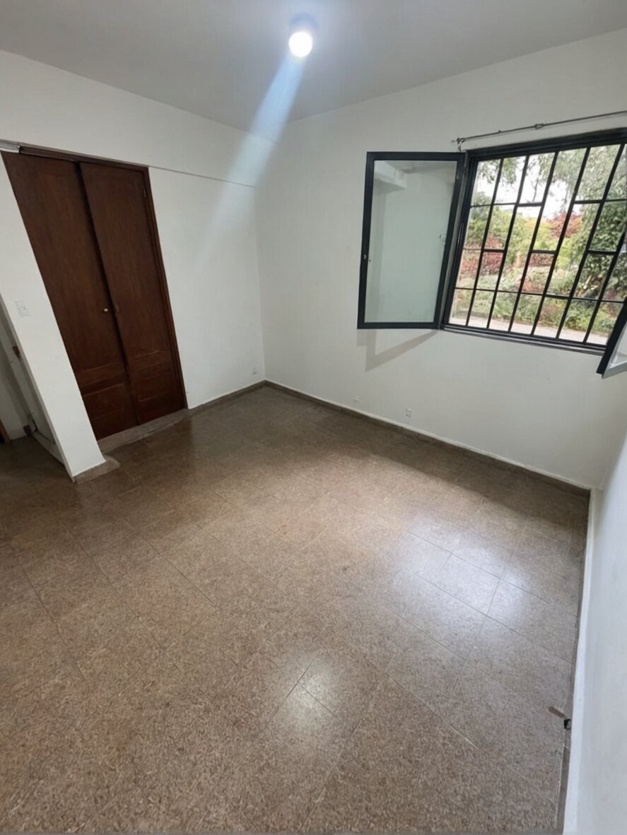 Departamento 3 dormitorios con balcon - Alberdi - Imagen 14