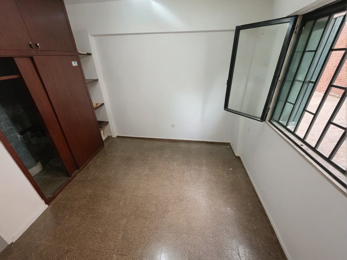 Departamento 3 dormitorios con balcon - Alberdi - Imagen 13