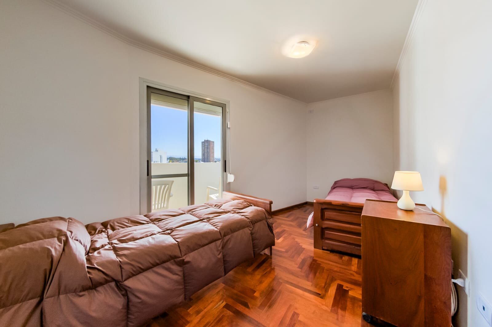 DEPARTAMENTO 2 DORMITORIOS AMOBLADO EN ALQUILER SOBRE AV. COLÓN - Imagen 13