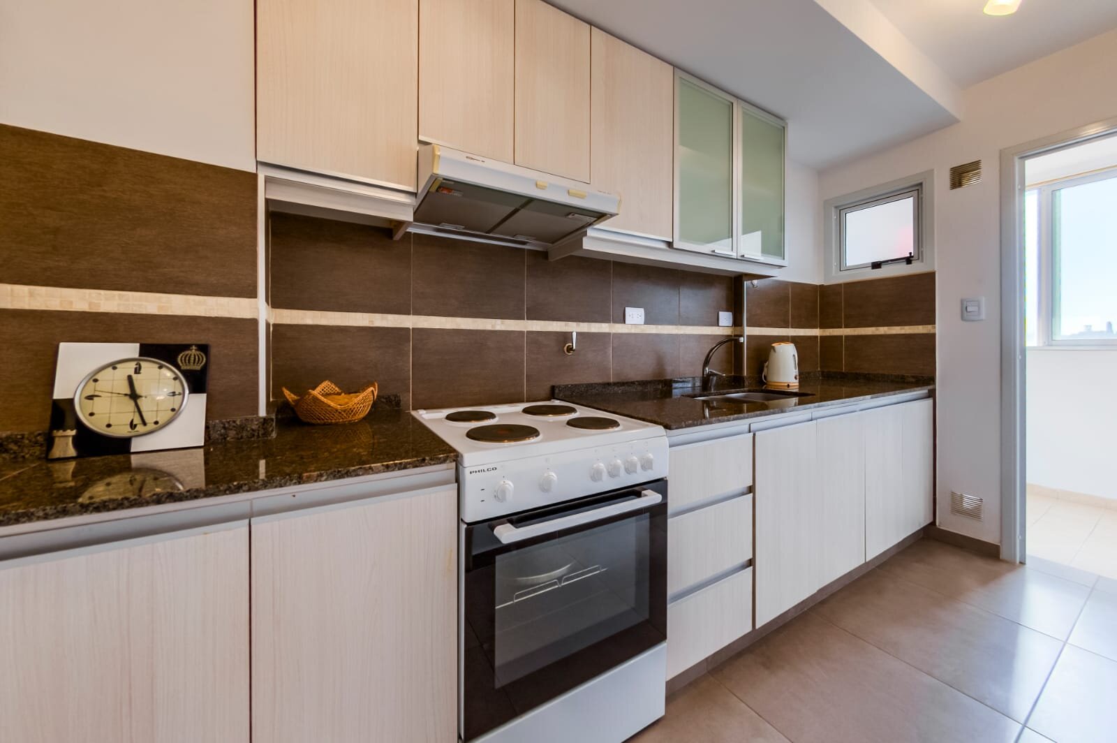 DEPARTAMENTO 2 DORMITORIOS AMOBLADO EN ALQUILER SOBRE AV. COLÓN - Imagen 6