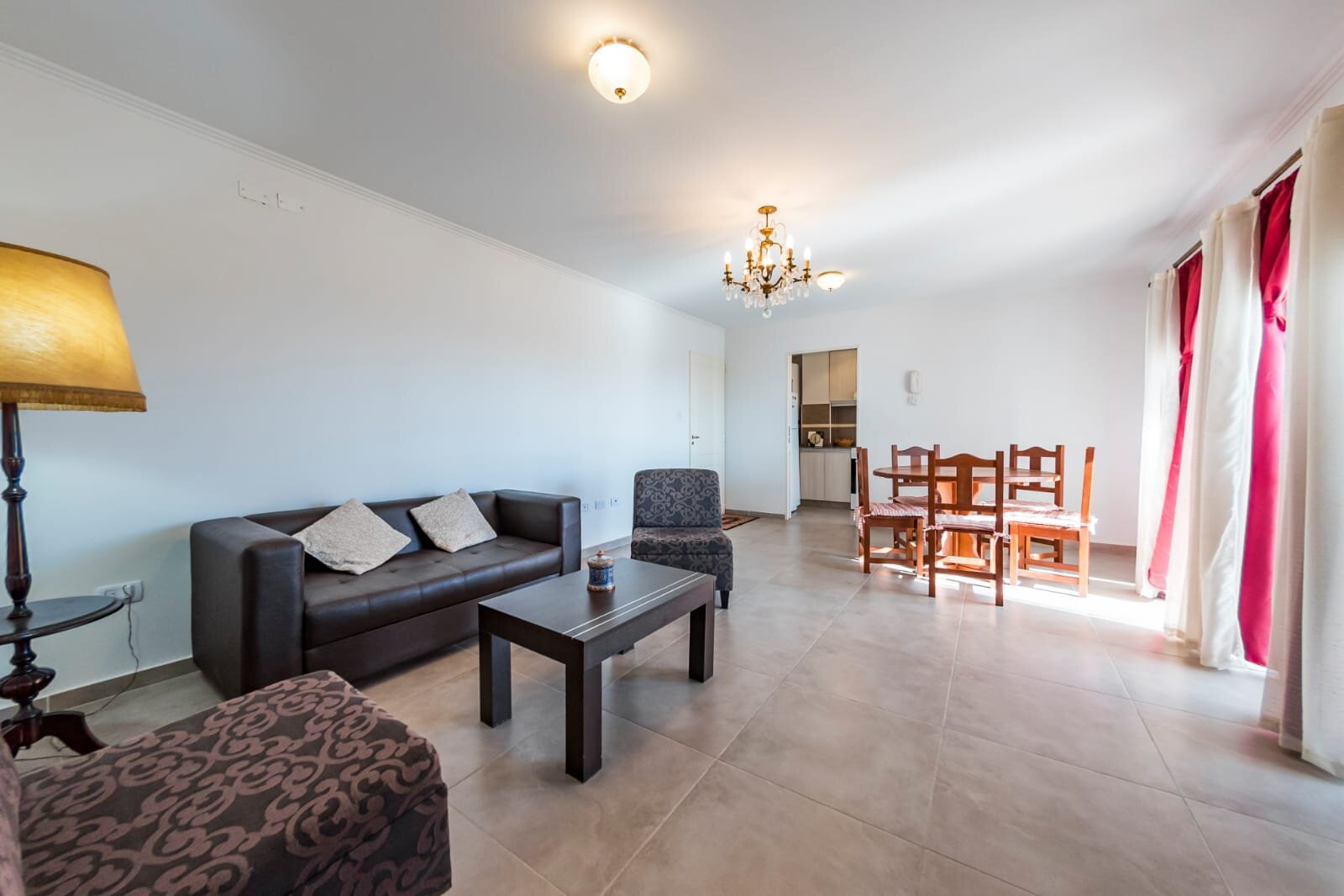 DEPARTAMENTO 2 DORMITORIOS AMOBLADO EN ALQUILER SOBRE AV. COLÓN - Imagen 7