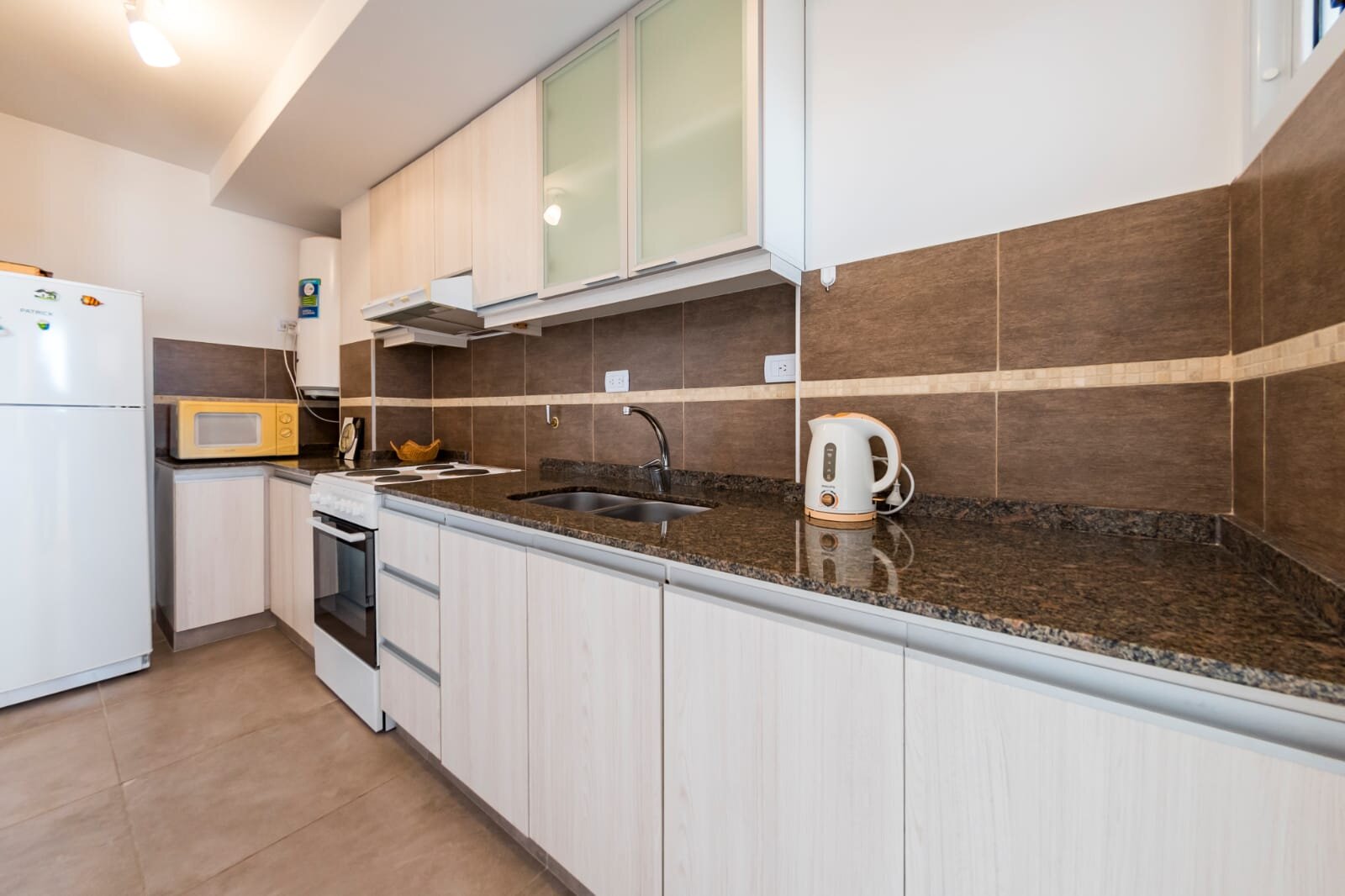 DEPARTAMENTO 2 DORMITORIOS AMOBLADO EN ALQUILER SOBRE AV. COLÓN - Imagen 5