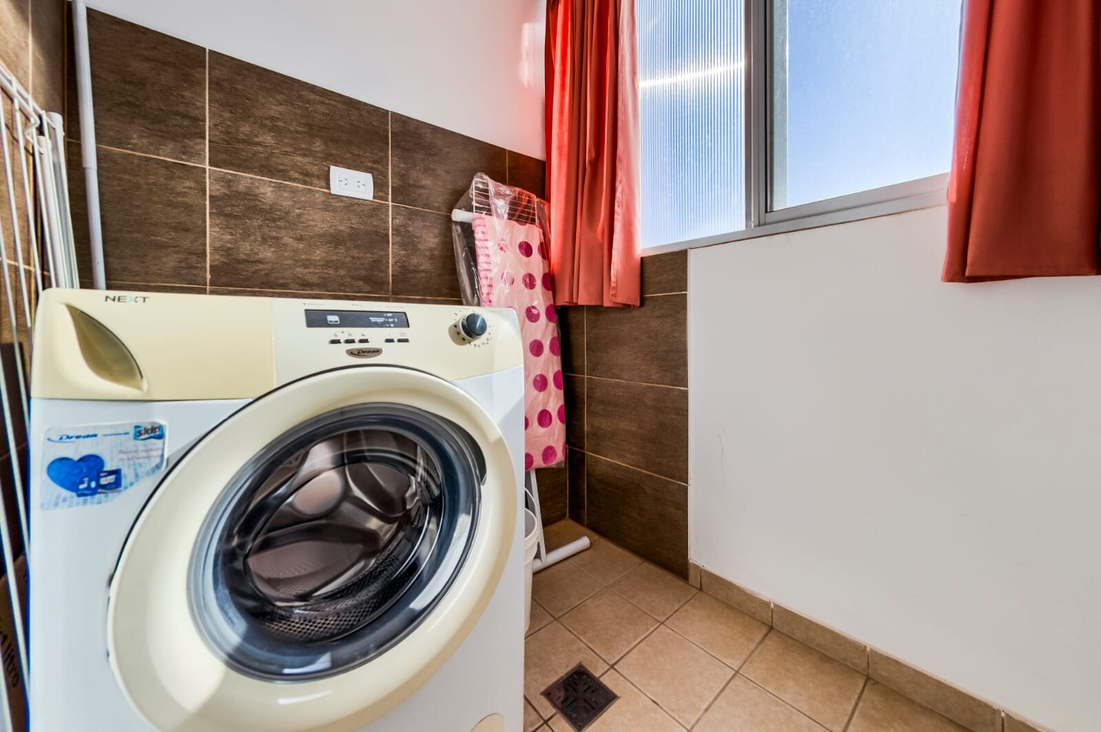 DEPARTAMENTO 2 DORMITORIOS AMOBLADO EN ALQUILER SOBRE AV. COLÓN - Imagen 22