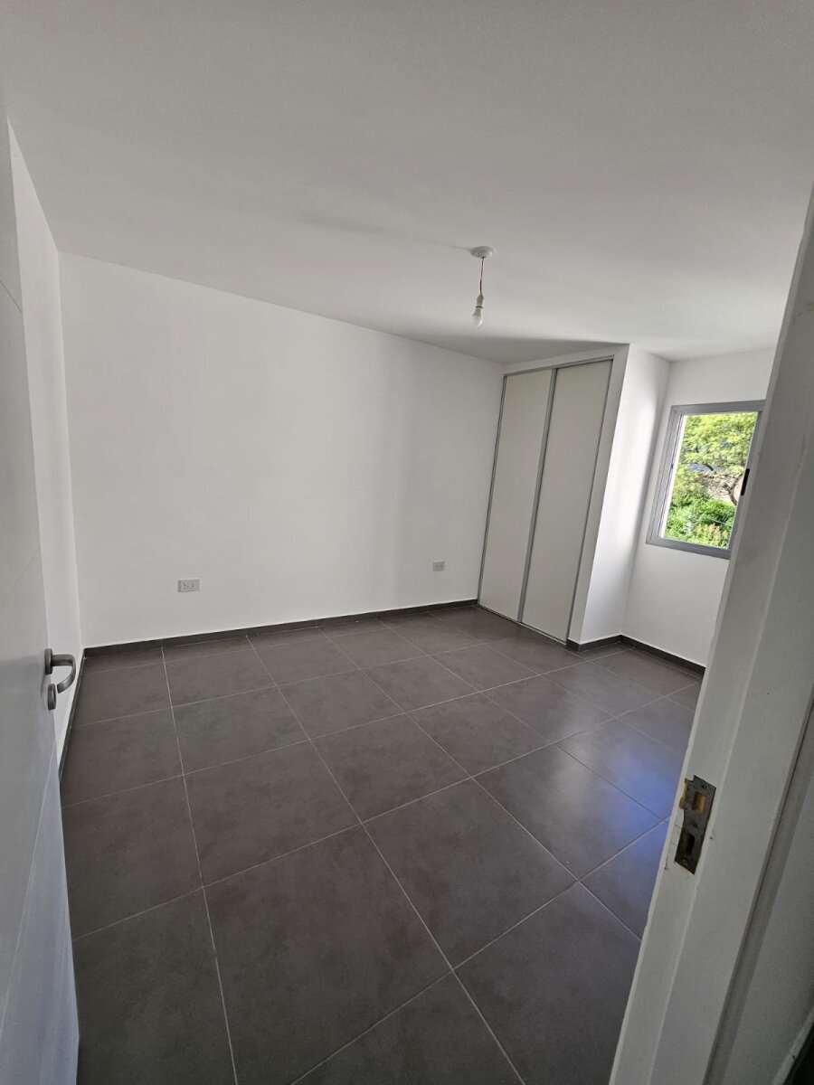 Duplex de 3 Dormirorios en Alquiler,Cuesta Plaza - Imagen 9