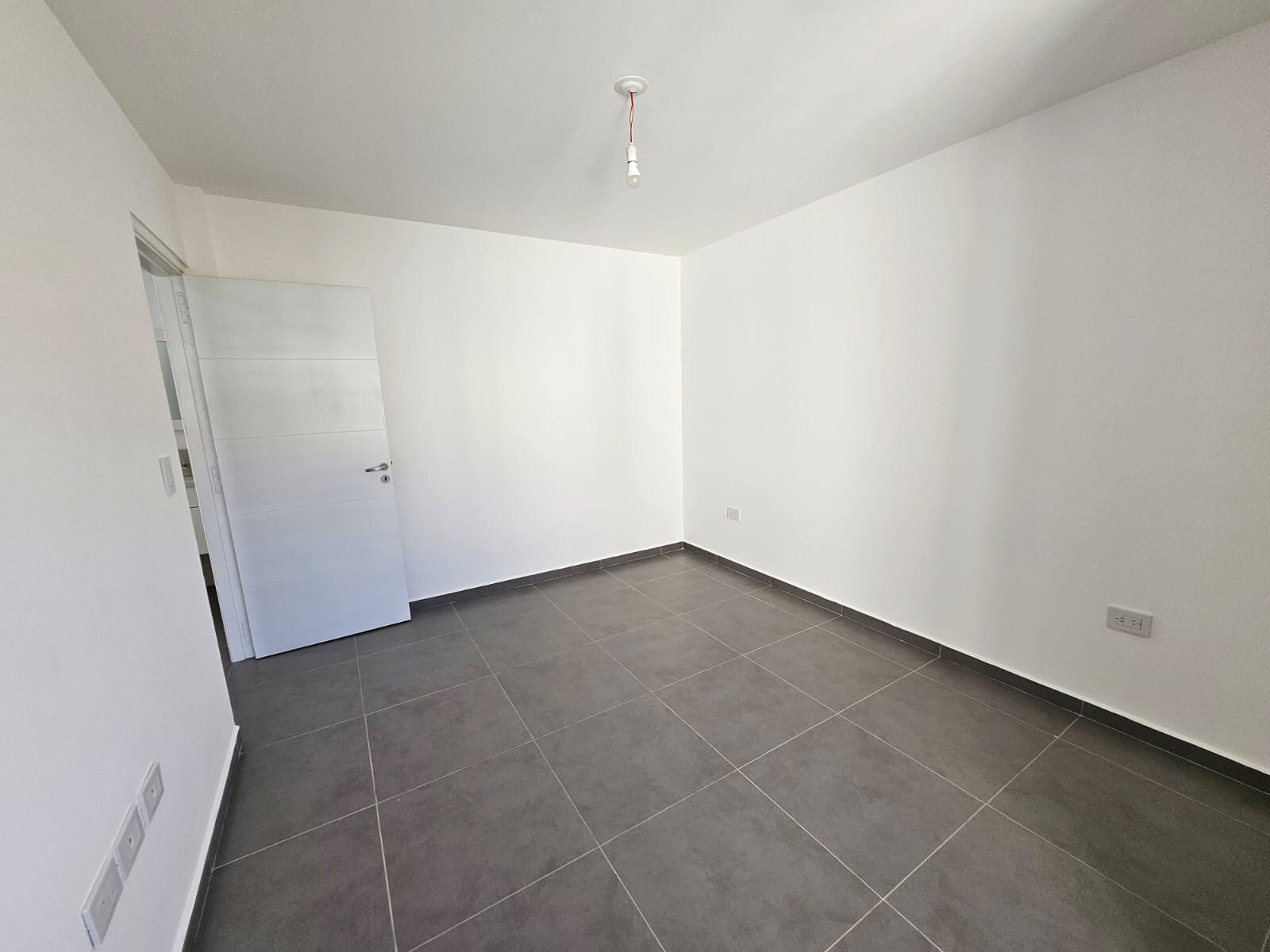 Duplex de 3 Dormirorios en Alquiler,Cuesta Plaza - Imagen 2