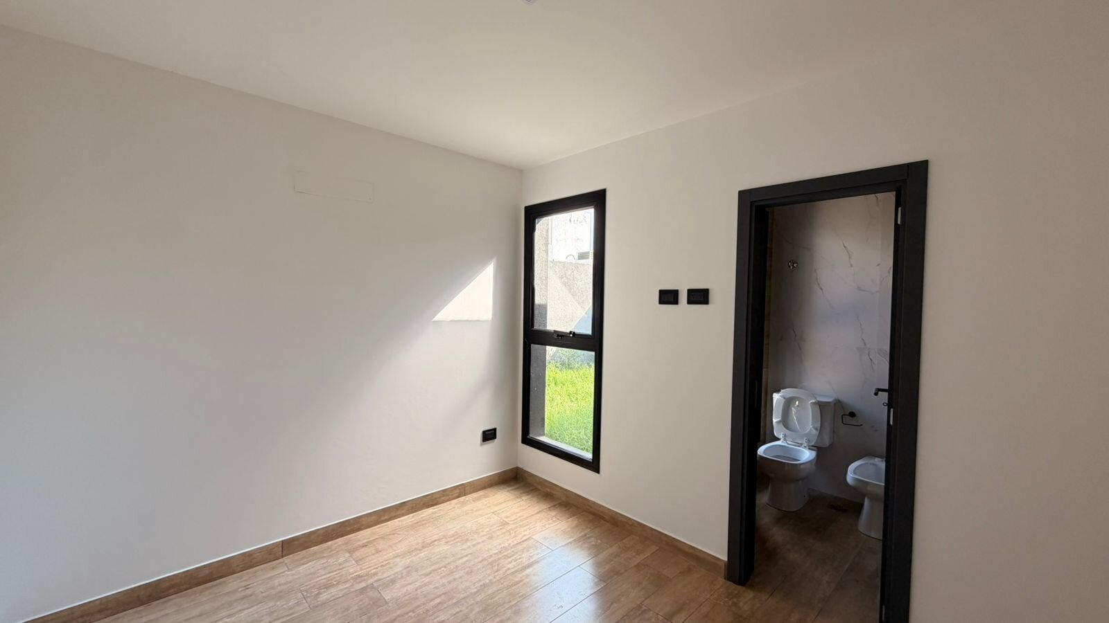 VENTA DUPLEX EN SAN IGNACIO VILLAGE - Imagen 6