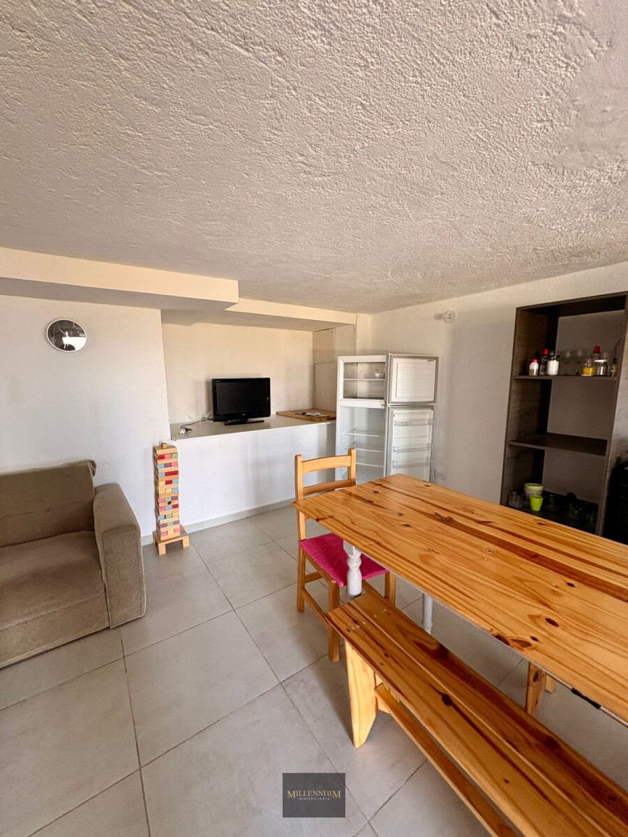 Casa 3 Dormitorios Pileta Quincho- B° Villa Del Lago, Carlos Paz. Córdoba en Venta-Vª Carlos Paz - Imagen 4