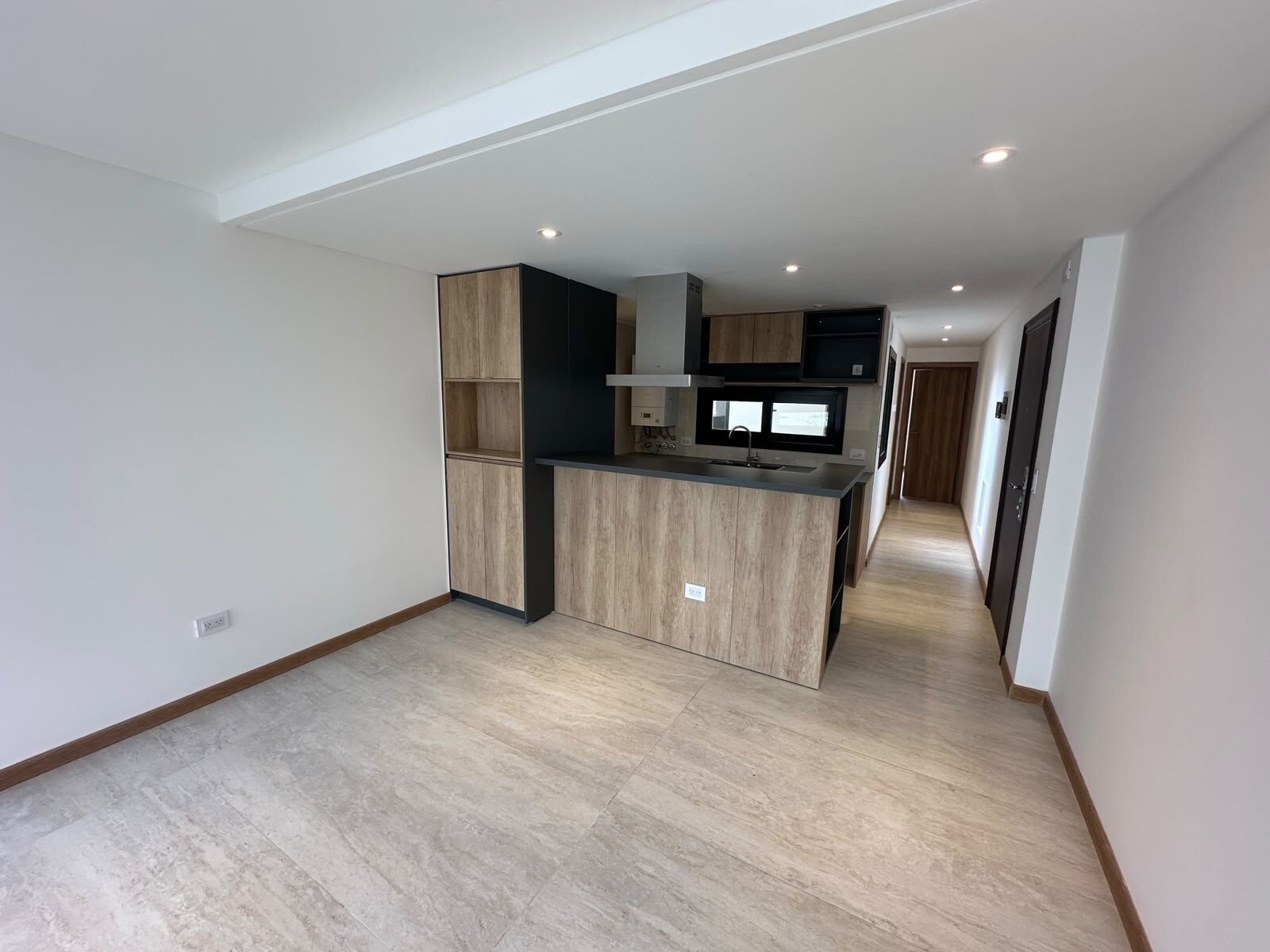 SEMIPISO 2 AMBIENTES A ESTRENAR CON COCHERA Y BAULERA – ZONA GÜEMES - 11
