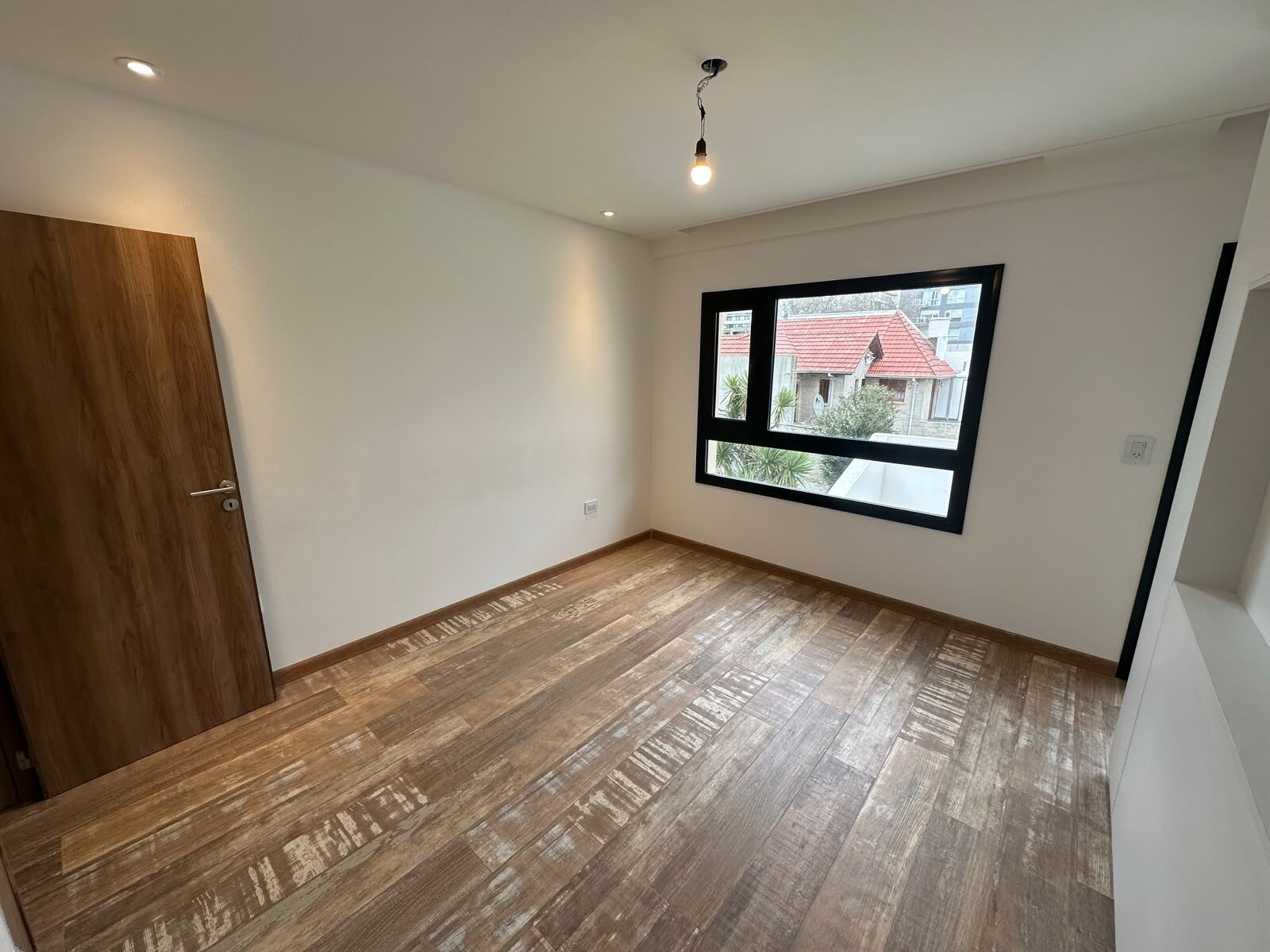 SEMIPISO 2 AMBIENTES A ESTRENAR CON COCHERA Y BAULERA – ZONA GÜEMES - 14