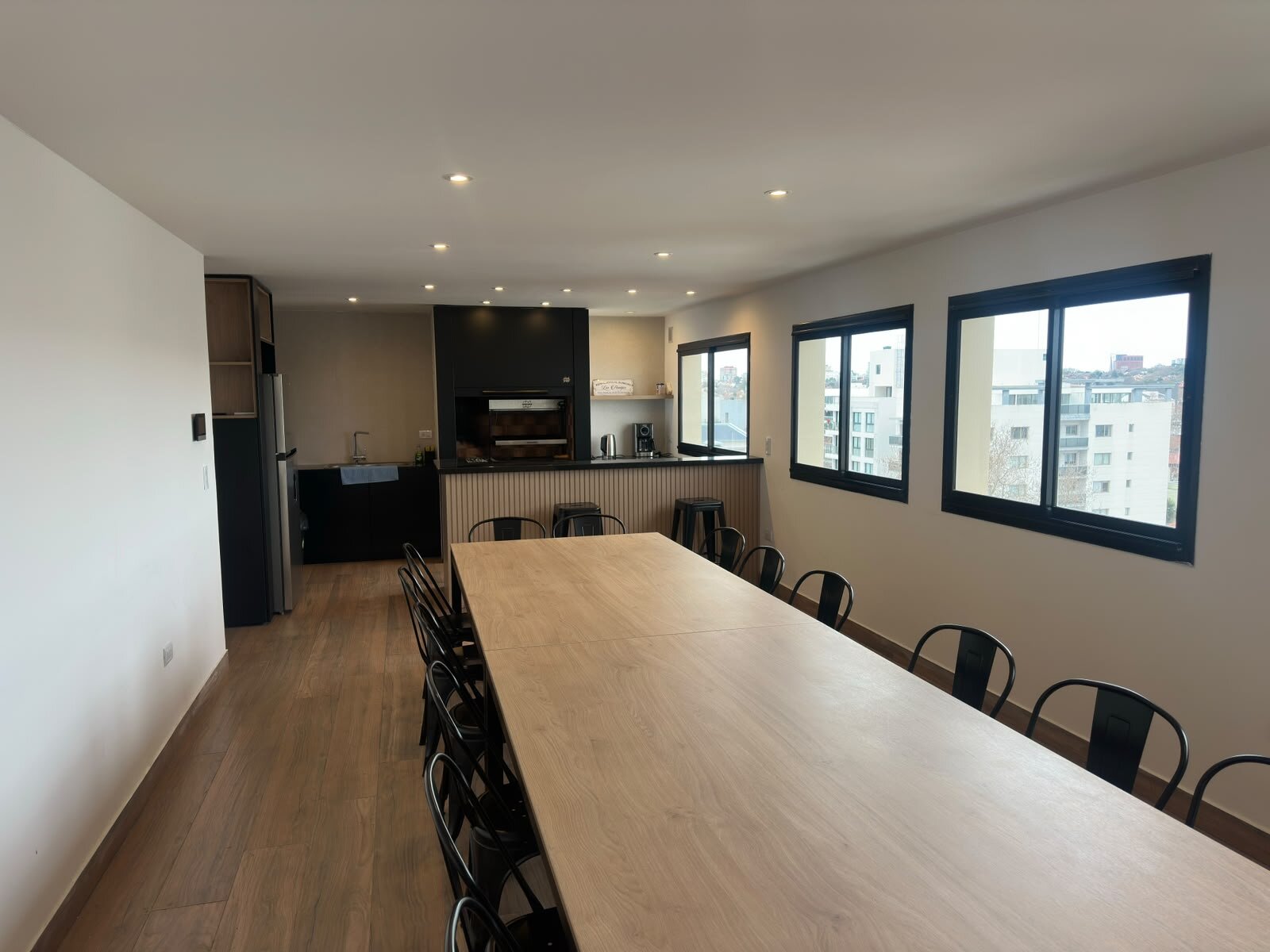 SEMIPISO 2 AMBIENTES A ESTRENAR CON COCHERA Y BAULERA – ZONA GÜEMES - 30