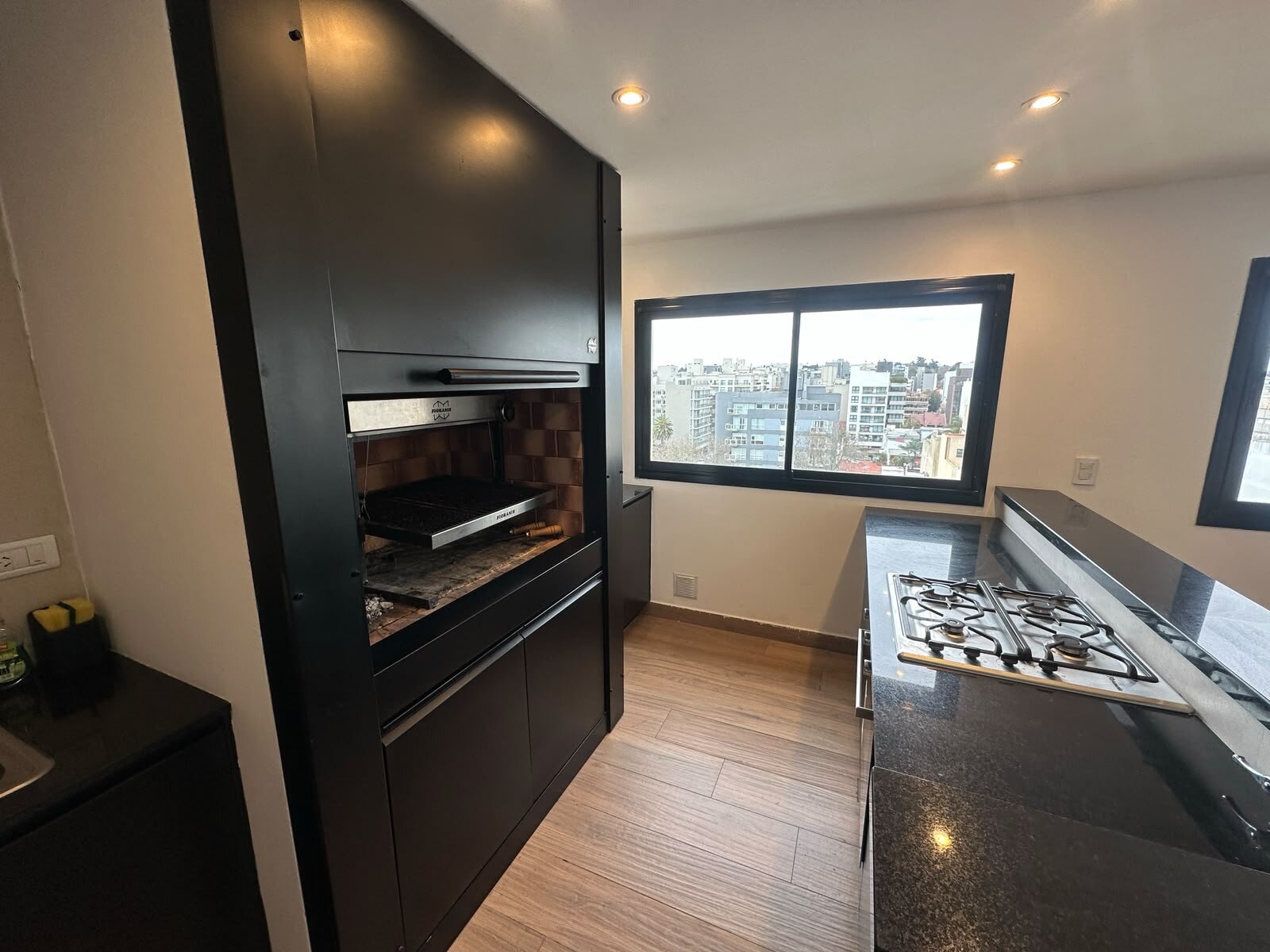 SEMIPISO 2 AMBIENTES A ESTRENAR CON COCHERA Y BAULERA – ZONA GÜEMES - 25