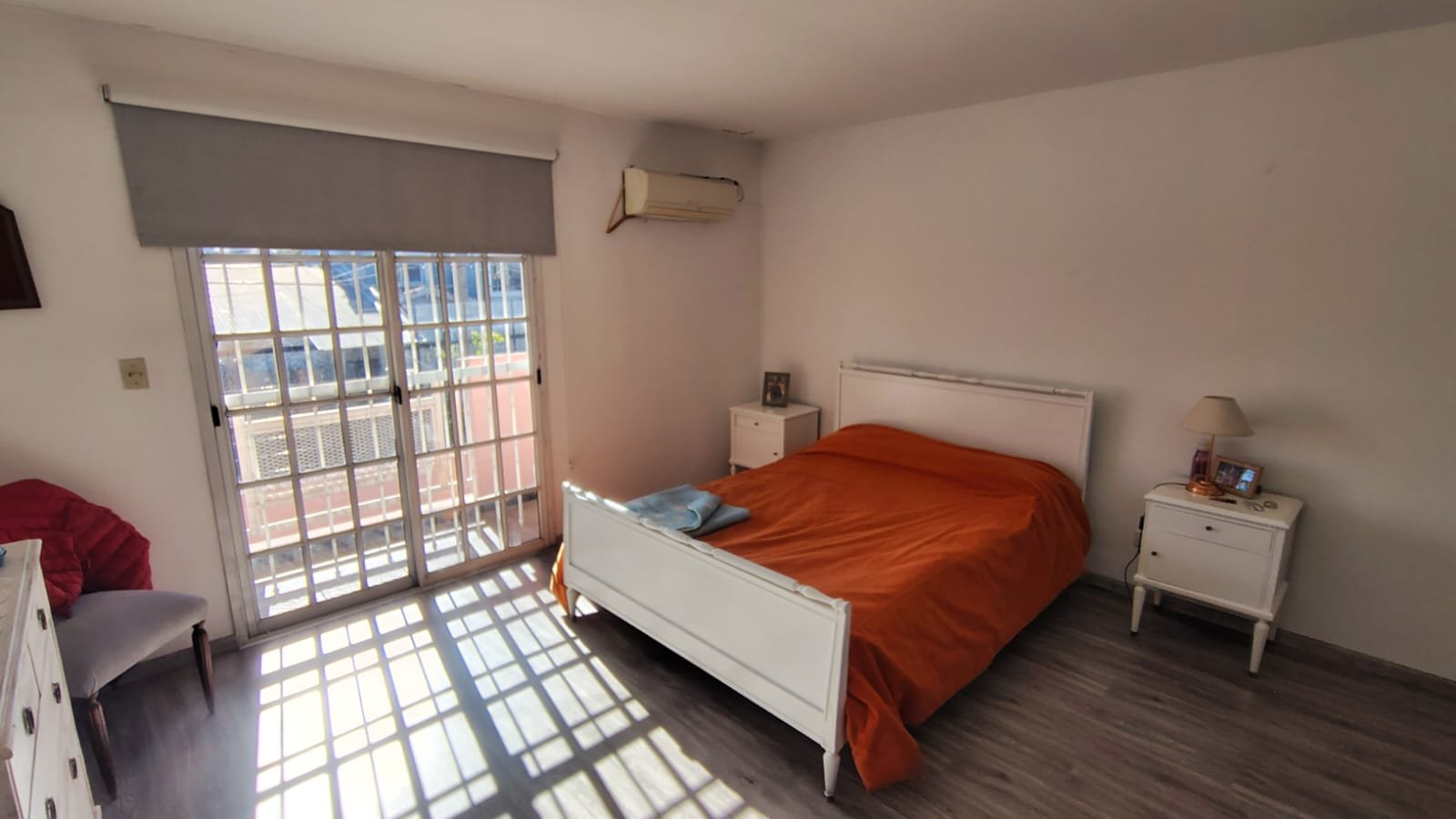 OPORTUNIDAD - Chalet 4 ambientes - 24