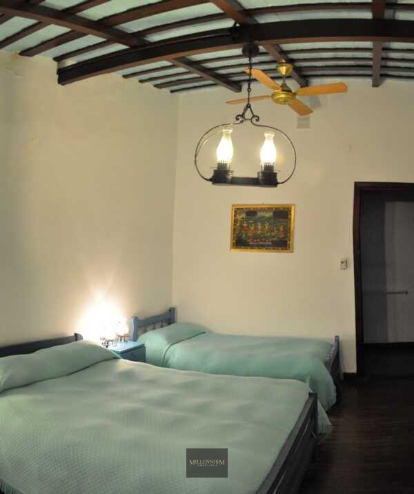 Casona – hostería- hostel- Piscina. Sierras de Córdoba. Valle Hermoso - Imagen 23