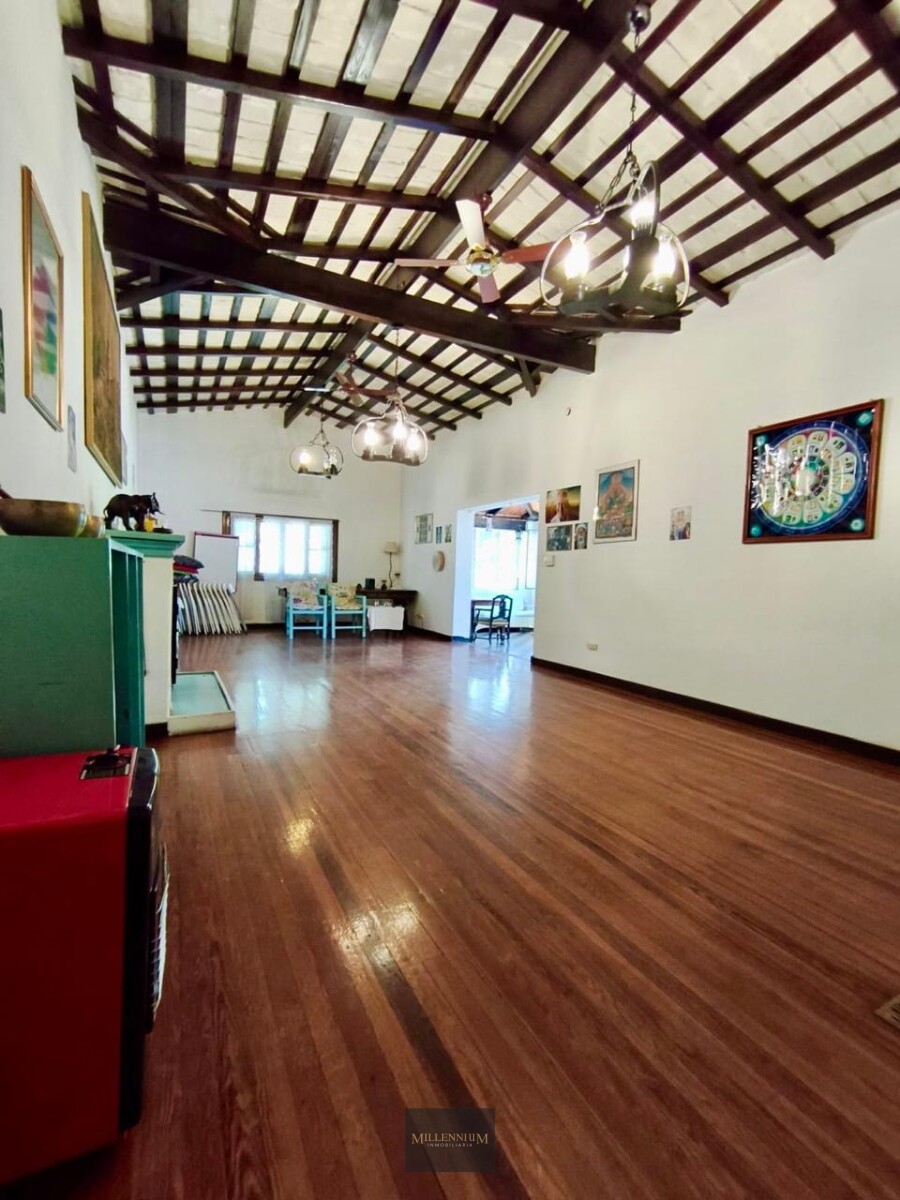 Casona – hostería- hostel- Piscina. Sierras de Córdoba. Valle Hermoso - Imagen 11