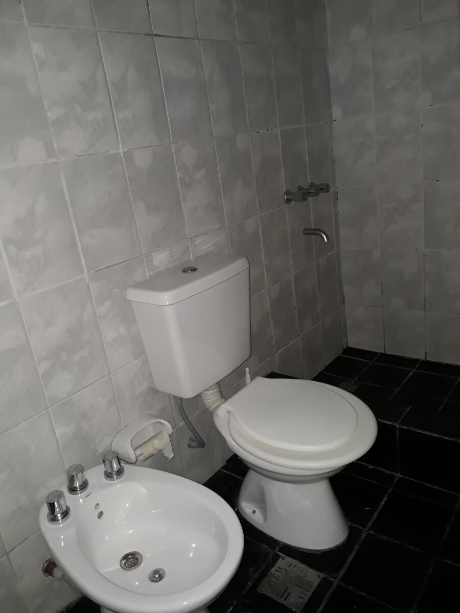 Planta alta, en pasillo, muy buen estado - Imagen 7
