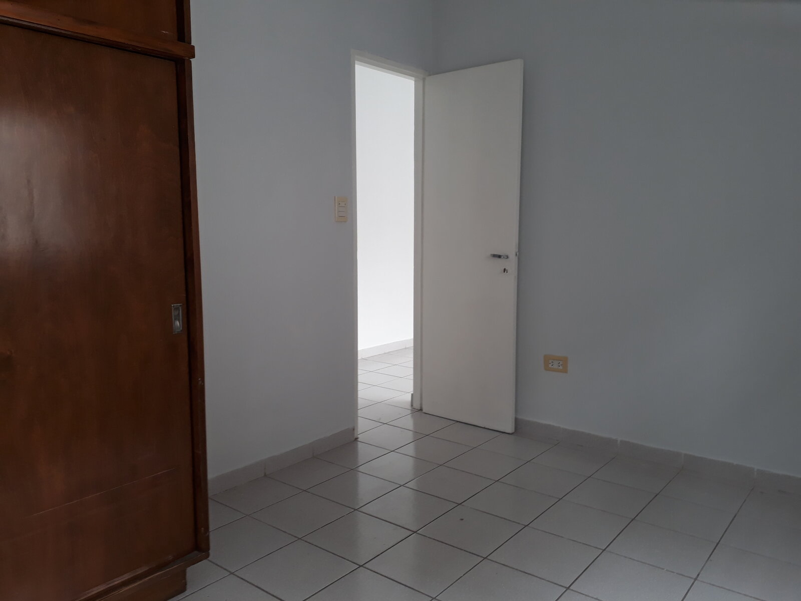 Planta alta, en pasillo, muy buen estado - Imagen 6