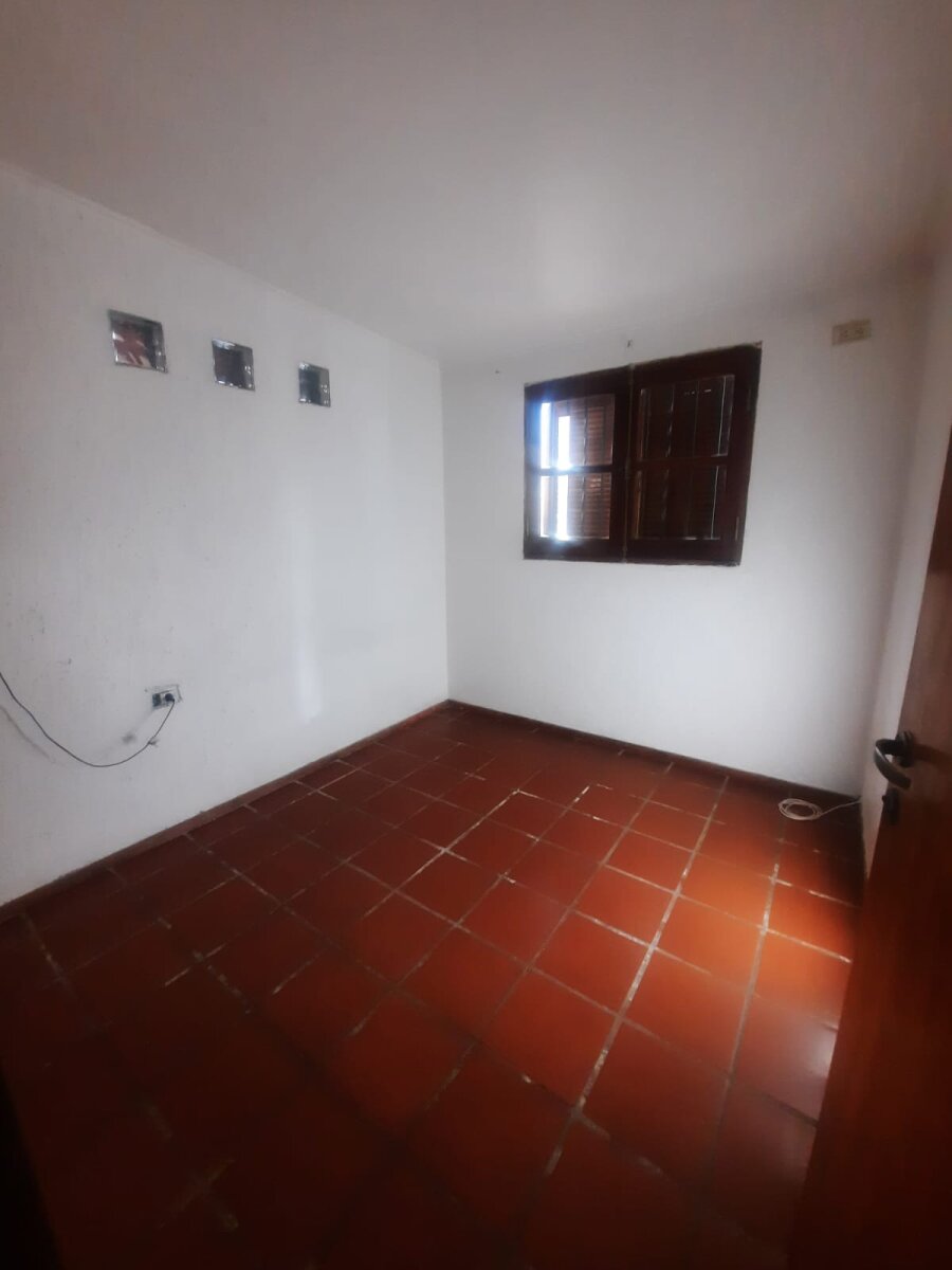 Vendo casa en Barrio Villa Cabrera - Imagen 9