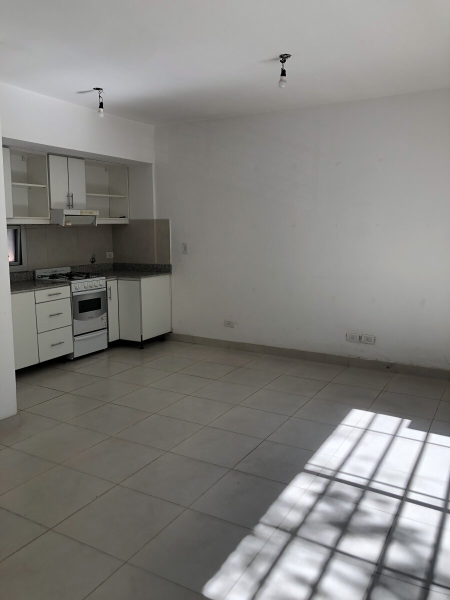 Departamento de 40 m² con 1 Dormitorio en Alquiler en Morón - 2
