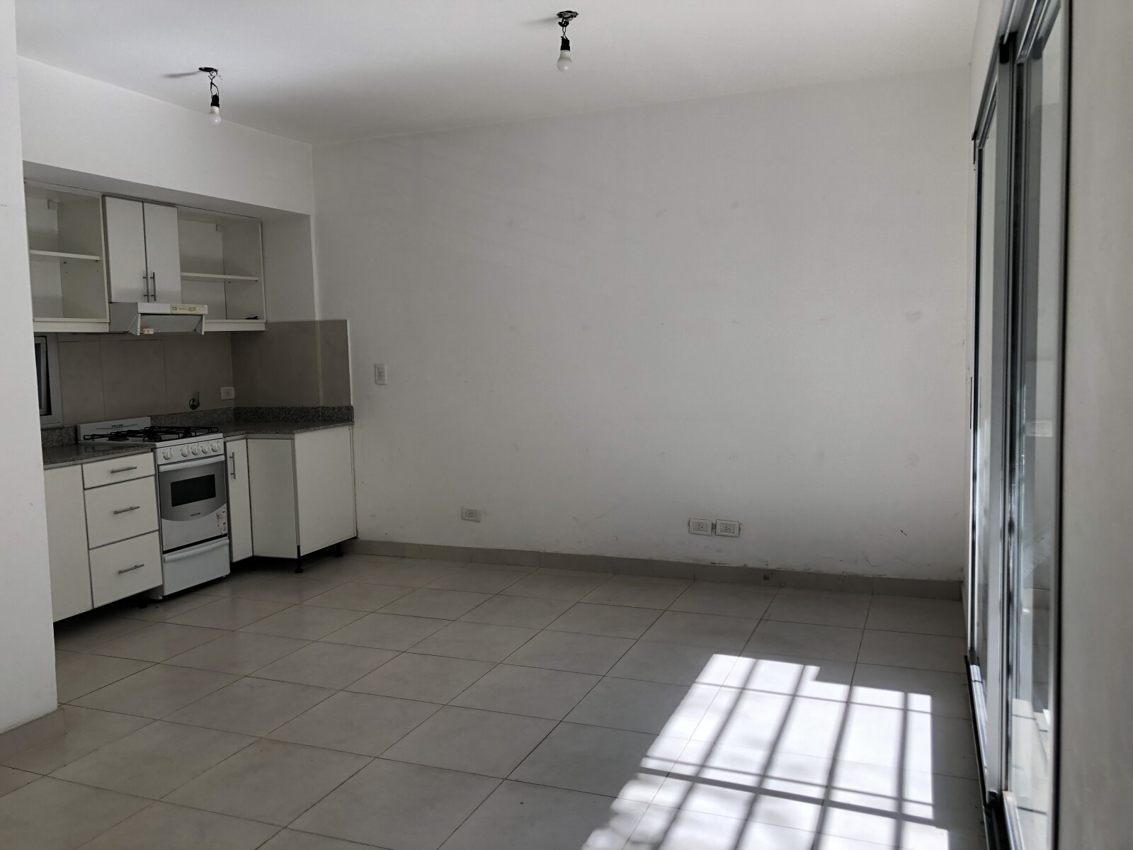 Departamento de 40 m² con 1 Dormitorio en Alquiler en Morón - 3