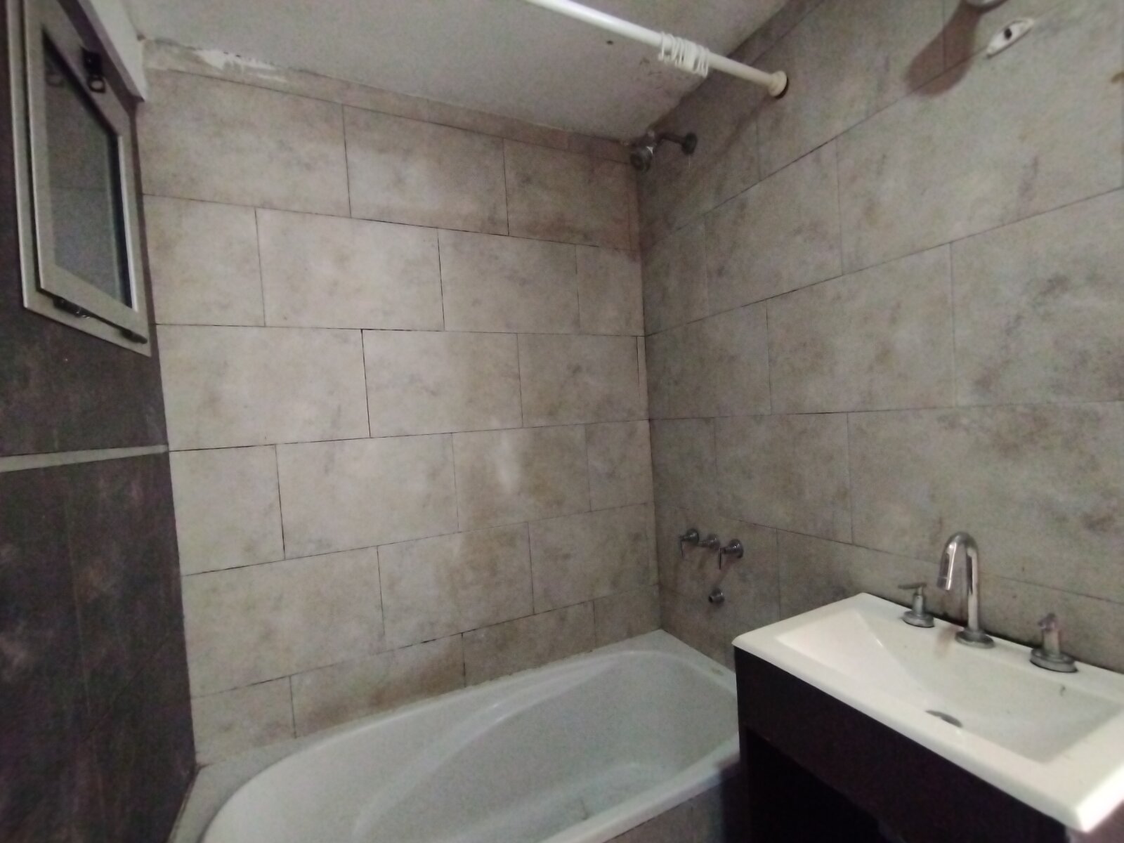 Departamento 2 ambientes Moron - 9