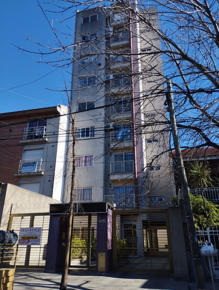Departamento 2 ambientes Moron - 18