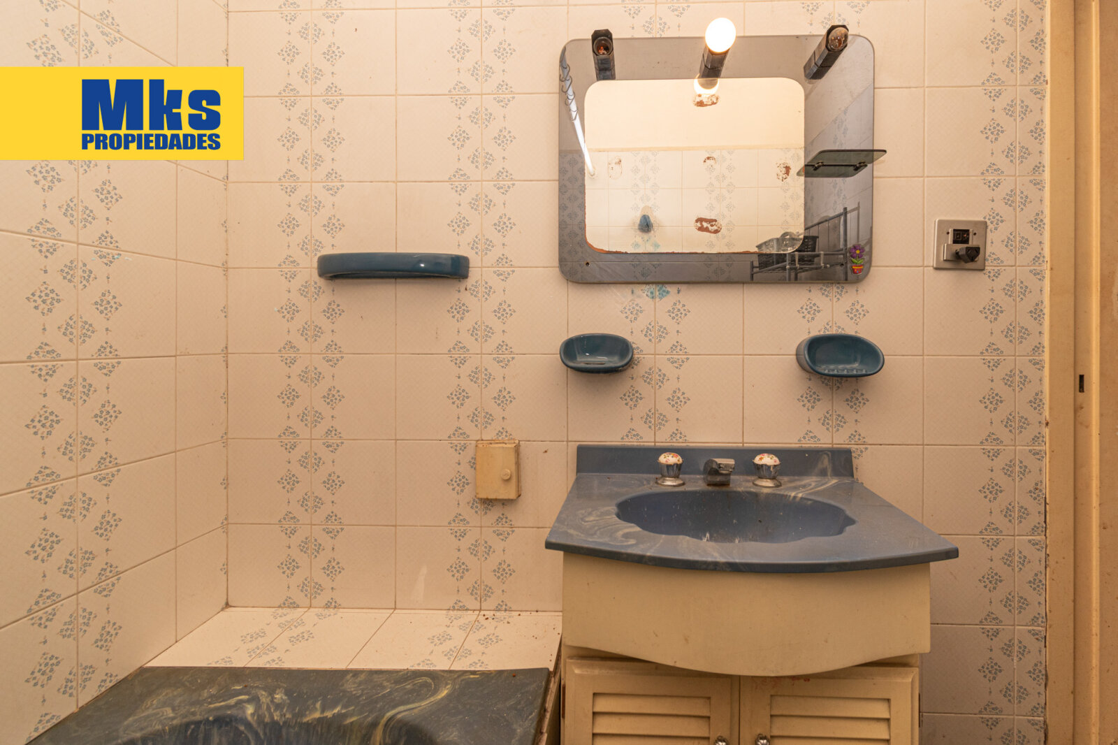 Venta. Casa tipo chalet. Pileta, patio, cochera. Jovellanos y Gualeguay. - 31