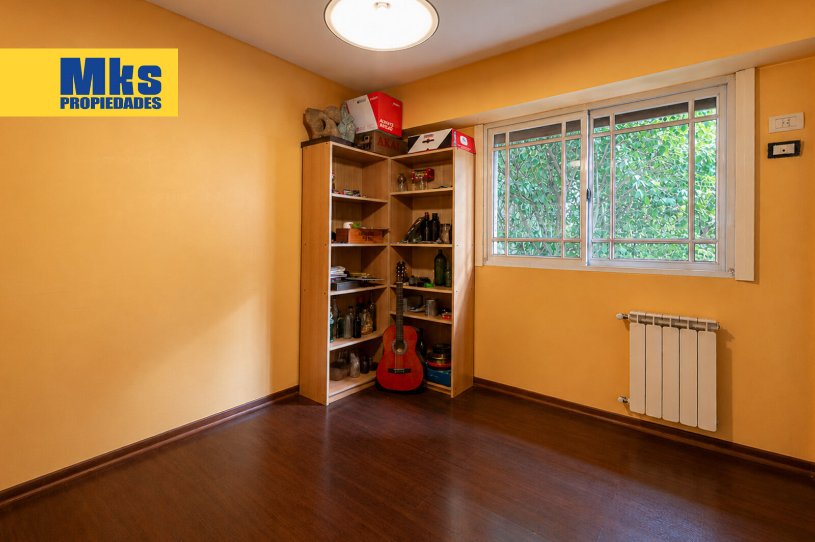 Venta. Casa tipo chalet. Pileta, patio, cochera. Jovellanos y Gualeguay. - 17