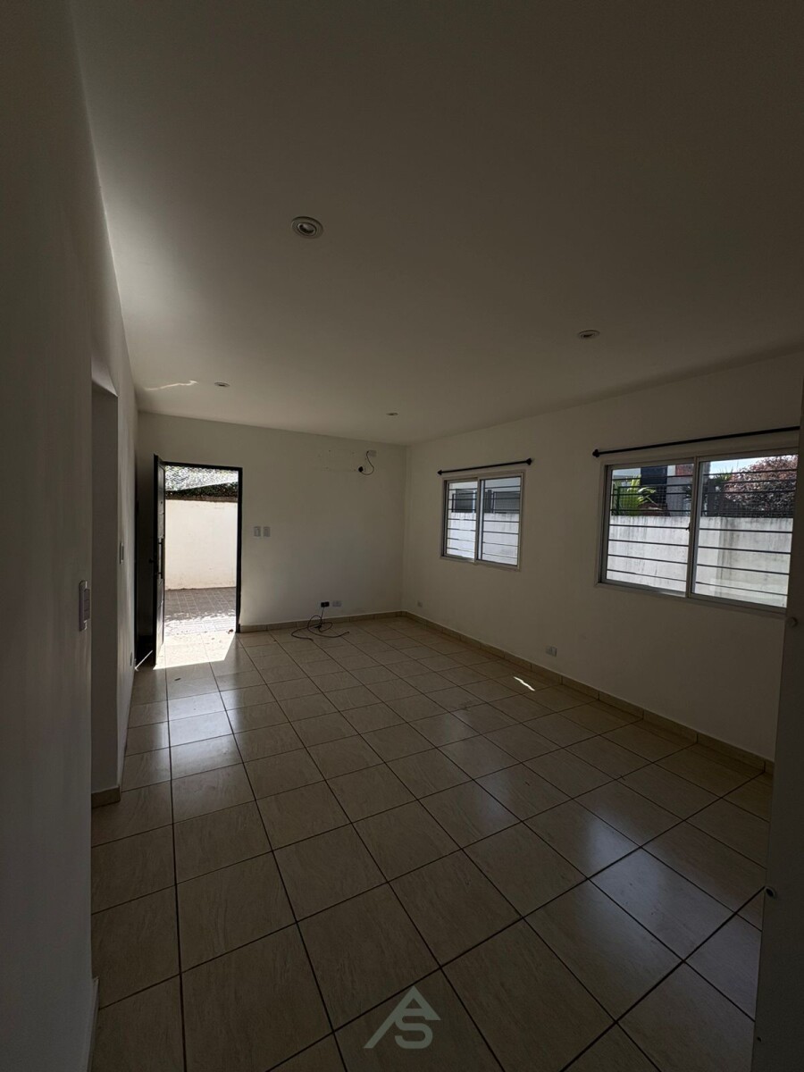 Venta de Casa- 3 ambientes-Fondo-Villa Adelina-San Isidro - 6