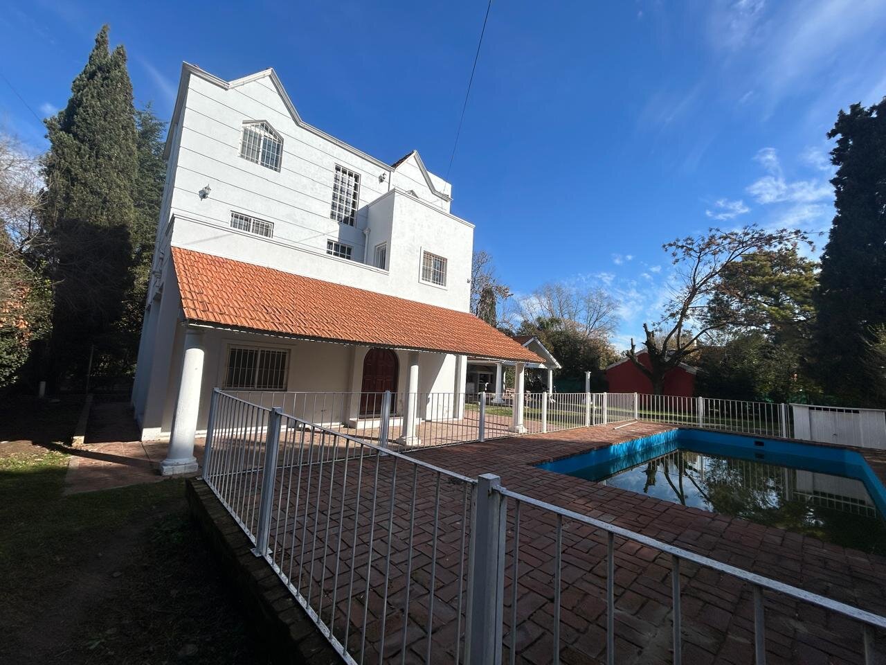 CASA EN VTA-5 AMB en DEL VISO | APTA CRÉDITO | 800 m² de lote/PILETA/QUINCHO - 2