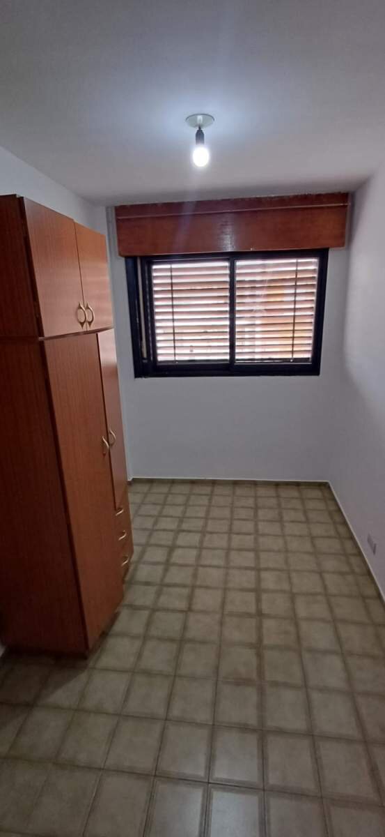 003- Departamento 3 dormitorios y Living comedor en B. San Vicente - Agustín Garzón 1668 - Imagen 4