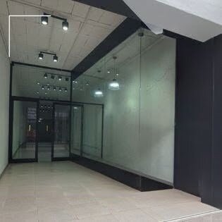 LOCAL en ALQUILER 106m²- GRANADEROS A CABALLO 4929-JOSÉ C PAZ - 1