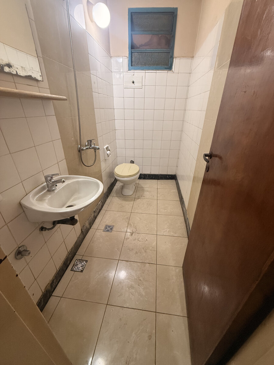Local de 298 m² en Alquiler en Villa Luzuriaga - 14