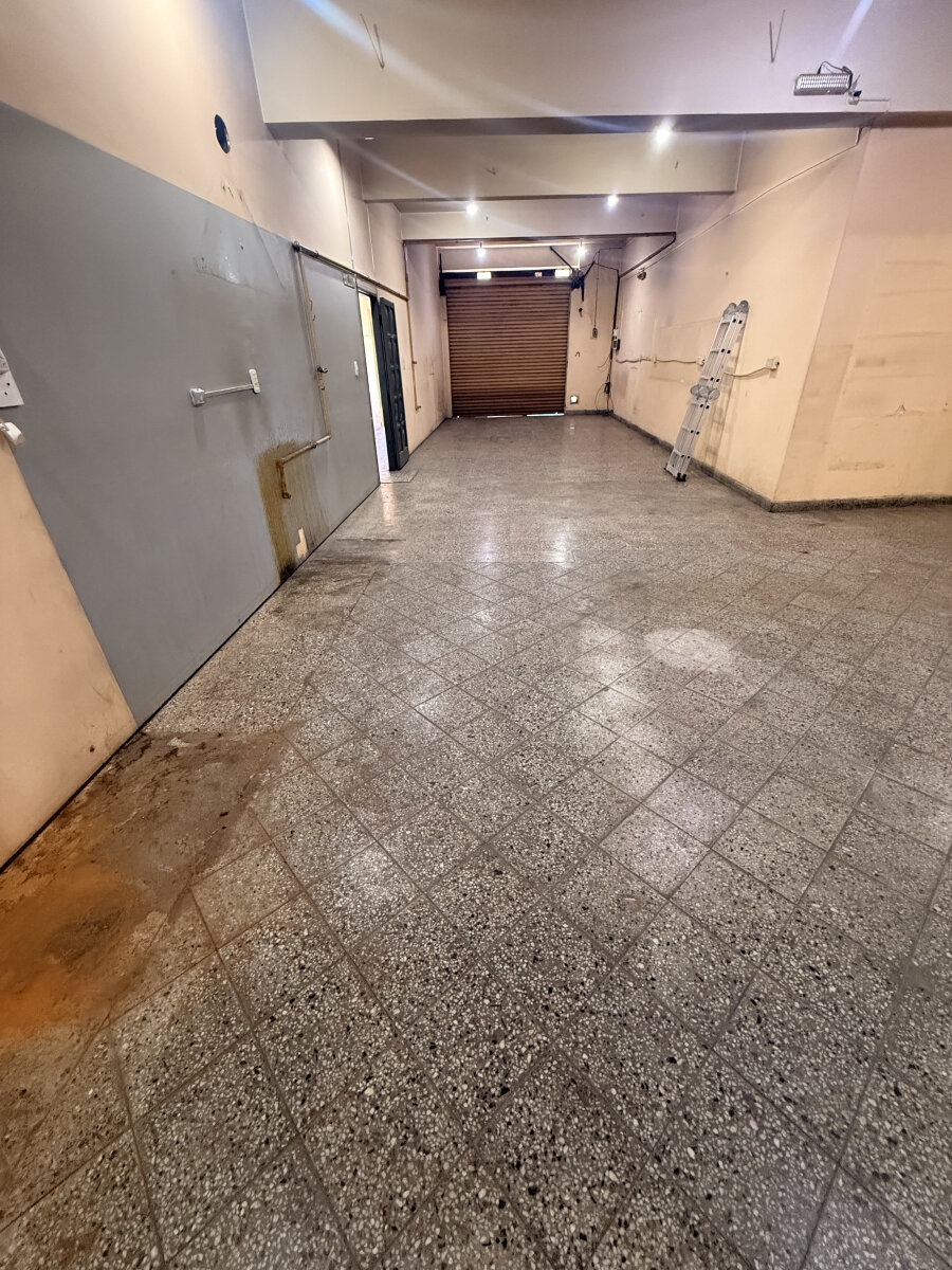 Local de 298 m² en Alquiler en Villa Luzuriaga - 6