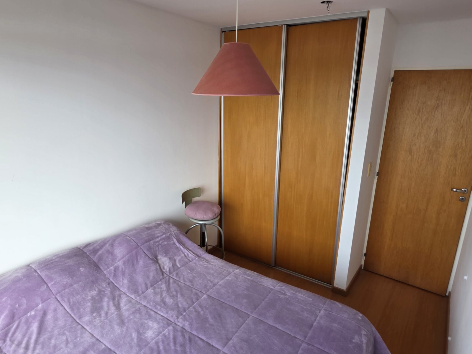 Depto de dos dormitorios, dos baños y cochera. Piso exclusivo con vista al rio. Wheelwright y España - 19