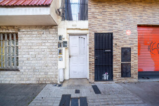 Departamentos de pasillo - Rosario - Venta
