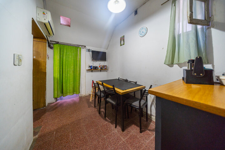 Departamentos de pasillo - Rosario - Venta