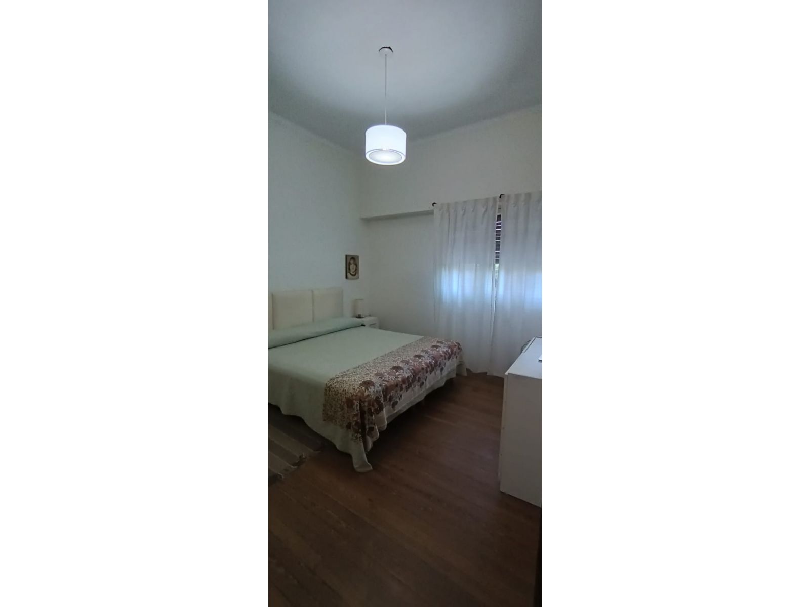HERMOSA CASA 3 DORMITORIOS EN MORON - APTO CRÉDITO - 24