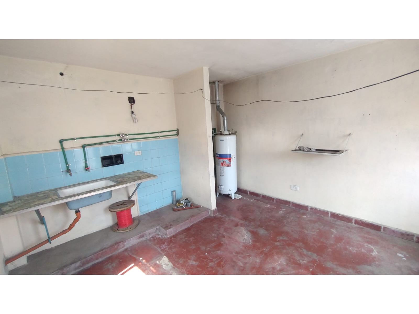 HERMOSA CASA 3 DORMITORIOS EN MORON - APTO CRÉDITO - 16