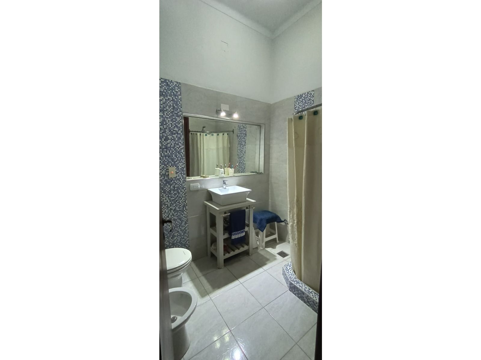 HERMOSA CASA 3 DORMITORIOS EN MORON - APTO CRÉDITO - 22