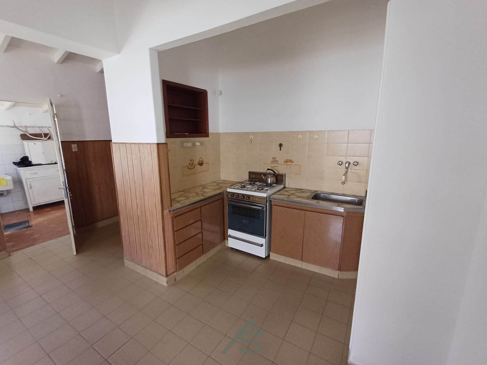 Venta de Casa Multifamiliar -Casa+Dpto+Consultorio - 10
